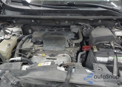 2018 Toyota Rav4 Le z USA, uszkodzony, nr VIN JTMBFREV7JJ207951